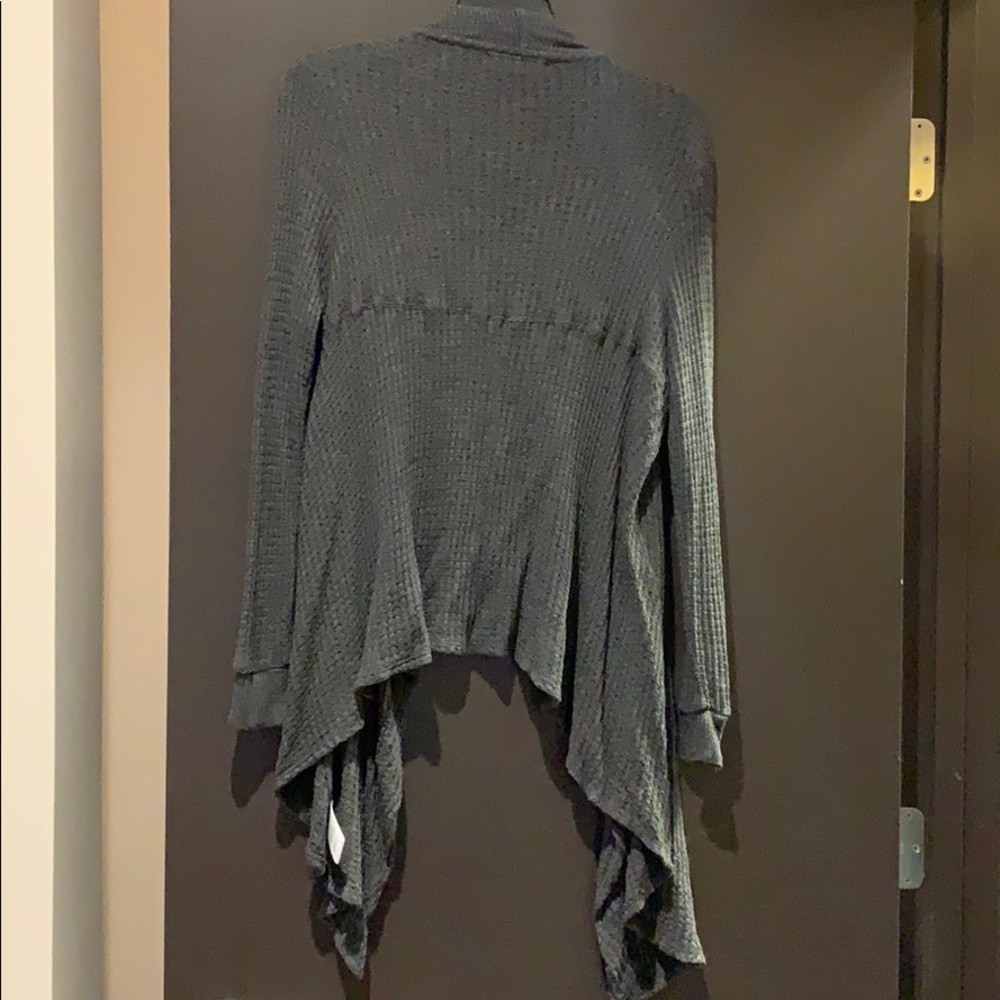 Velvet by Graham & Spencer Cardigan gray small EUC - Picture 4 of 5